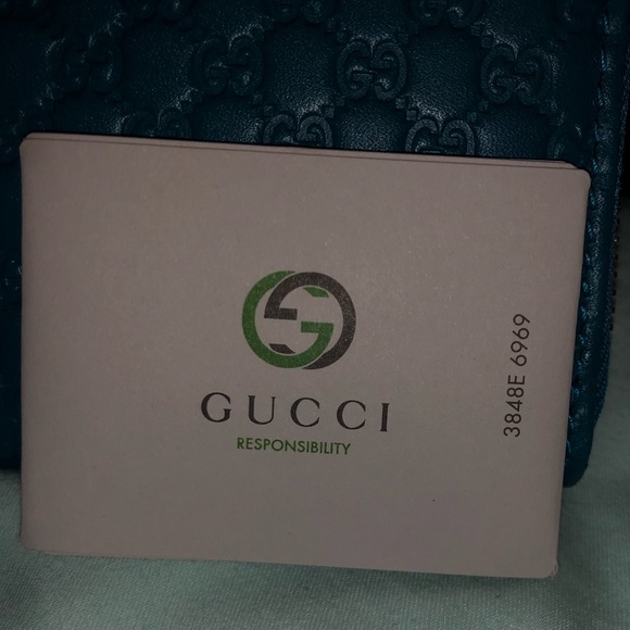 3848e 6969 gucci